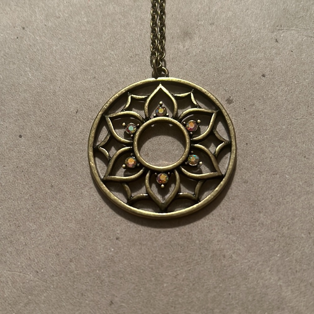 Earthbound trading co necklace